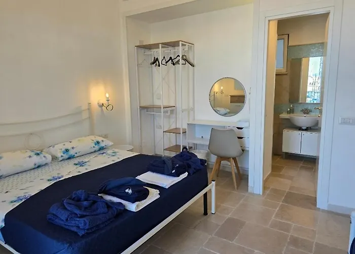 Aquarium Friends * Capri